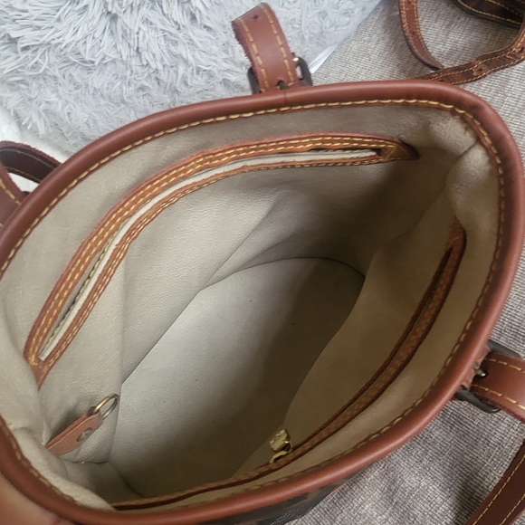 LOUIS VUITTON Monogram Bucket PM Shoulder Bag M42238..Authentic!!! - Picture 10 of 16